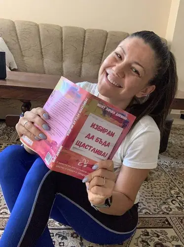 Възстановяване на връзката със себе си чрез дневника - саморазвитие и вътрешна трансформация за по-уверен живот